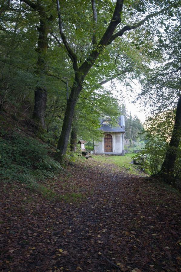 Villa Le bateau ivre à Fumay Extérieur photo