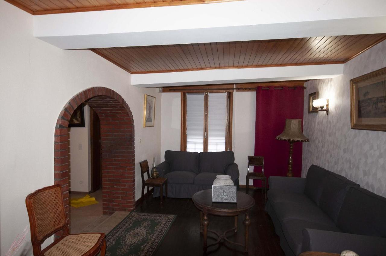 Villa Le bateau ivre à Fumay Extérieur photo